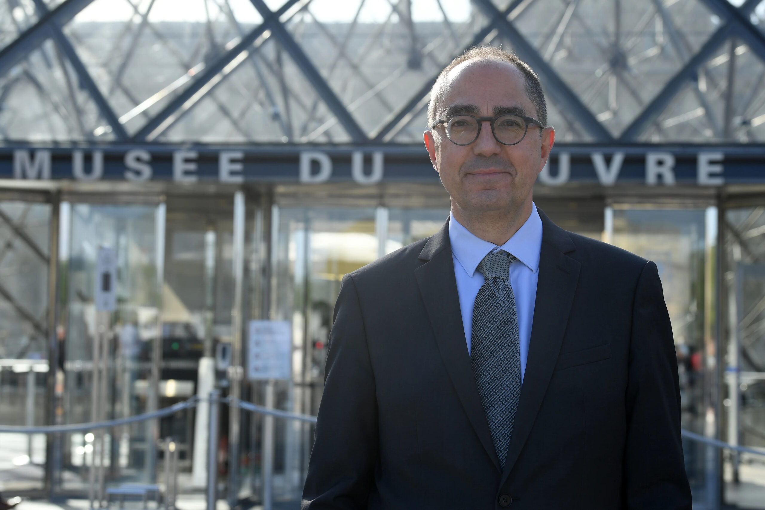 What is the Jean Luc Martinez Louvre Scandal What is the Jean Luc Martinez Louvre Scandal