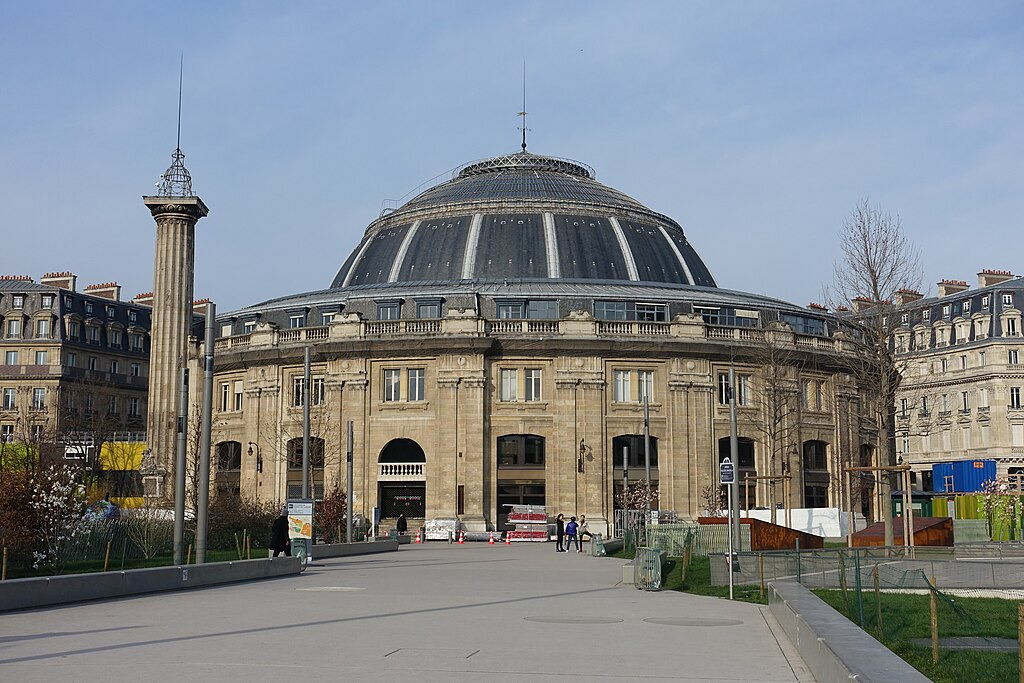 Is It Worth Visiting Bourse de Commerce in Paris Is It Worth Visiting Bourse de Commerce in Paris