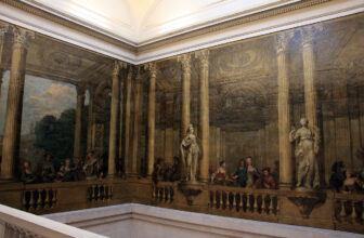 What is inside Musee Carnavalet