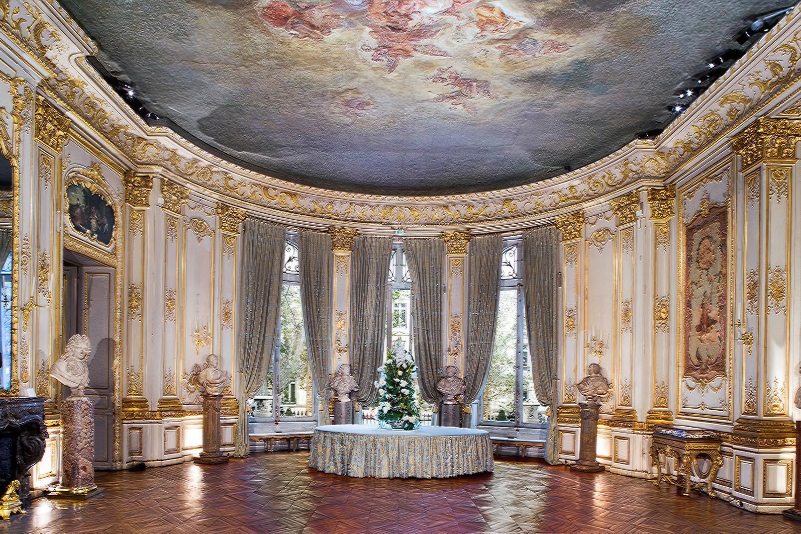 What is inside the Jacquemart Andre Museum What is inside the Jacquemart Andre Museum