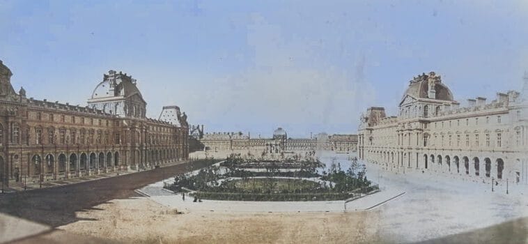 Who lived in the Louvre before it was a museum