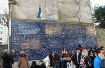 Why is the Wall of Love famous