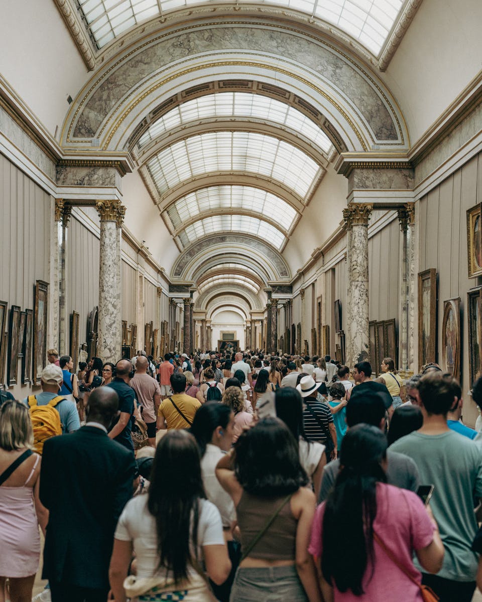 The Best Time to Visit the Louvre to Avoid Crowds The Best Time to Visit the Louvre to Avoid Crowds