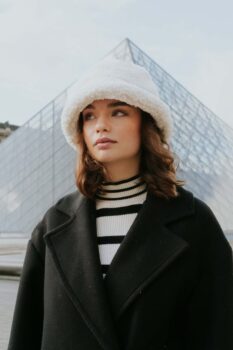 What are the best Louvre exhibits for first-time visitors