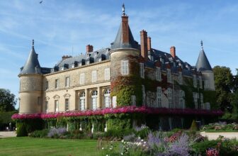 Is Rambouillet Castle Worth Visiting