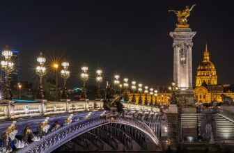 Why is Pont Alexandre III Paris famous