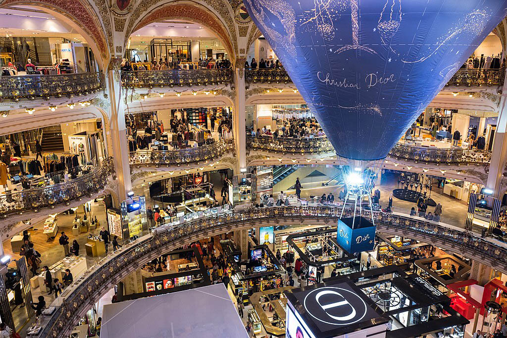 Galeries Lafayette Paris: A Luxury Shopping Wonderland Galeries Lafayette Paris: A Luxury Shopping Wonderland