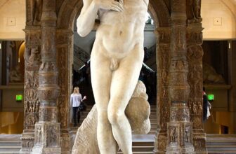 Is It Worth Seeing The Dying Slave in Person