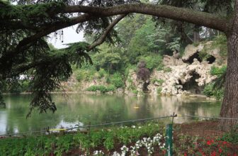 Is the Bois de Boulogne worth visiting