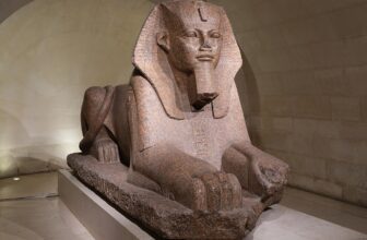 Sphinx of Tanis louvre