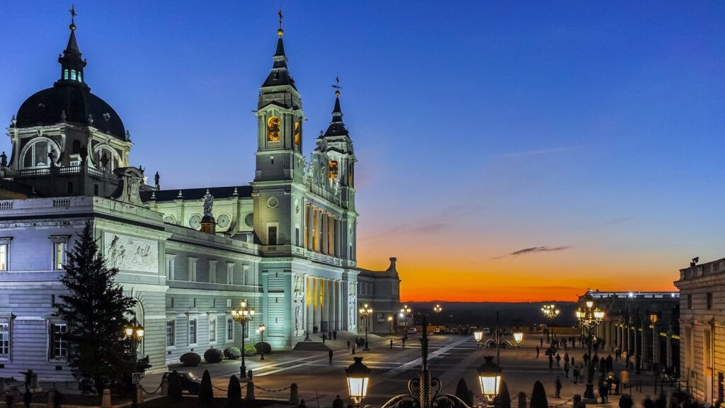 Story and Miracle of Virgin Mary of Almudena 1 Virgin mary of Almudena Cathedral