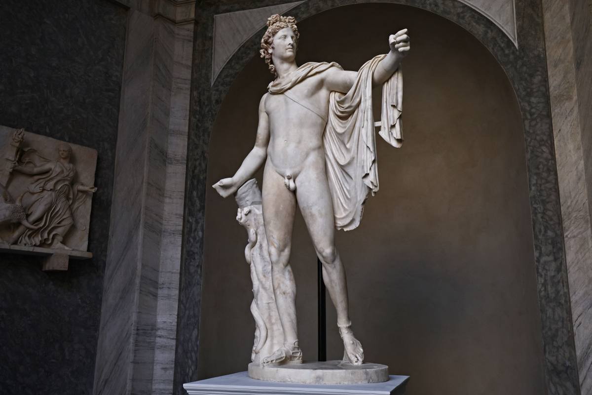 The Apollo Belvedere: A Timeless Icon of Classical Beauty and Symbolism The Apollo Belvedere: A Timeless Icon of Classical Beauty and Symbolism