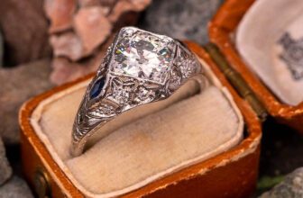 Art Deco Engagement Rings