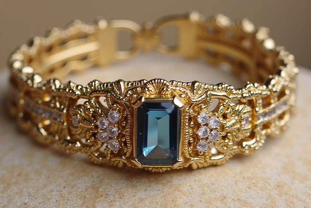 The Ultimate Guide to Buying Authentic Art Deco Jewelry Online The Ultimate Guide to Buying Authentic Art Deco Jewelry Online