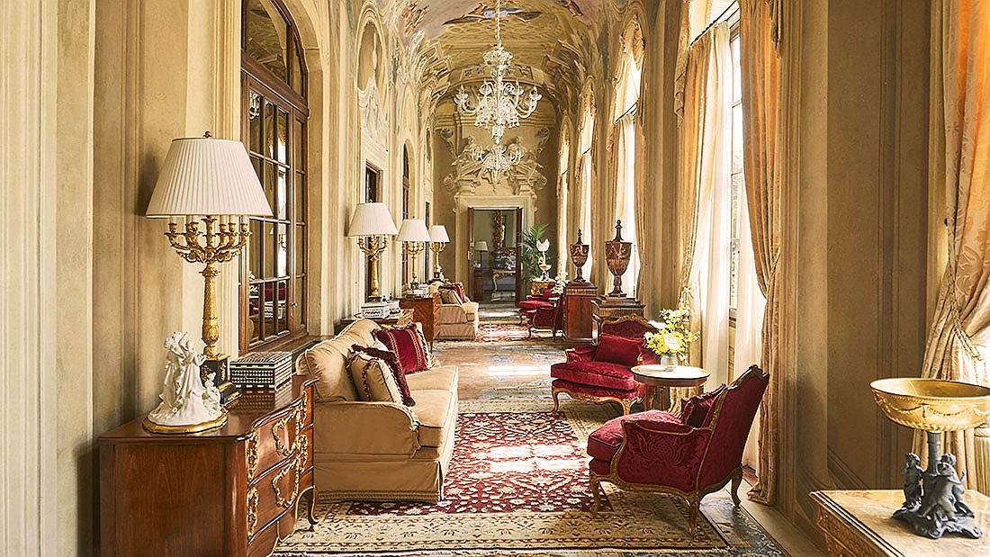 Masterpieces Abroad: Top Luxury Destinations for Art Lovers Masterpieces Abroad: Top Luxury Destinations for Art Lovers