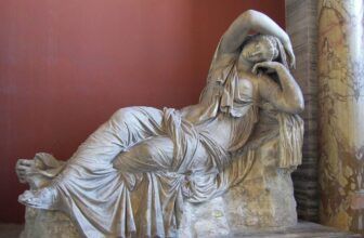Sleeping ariadne sculpture