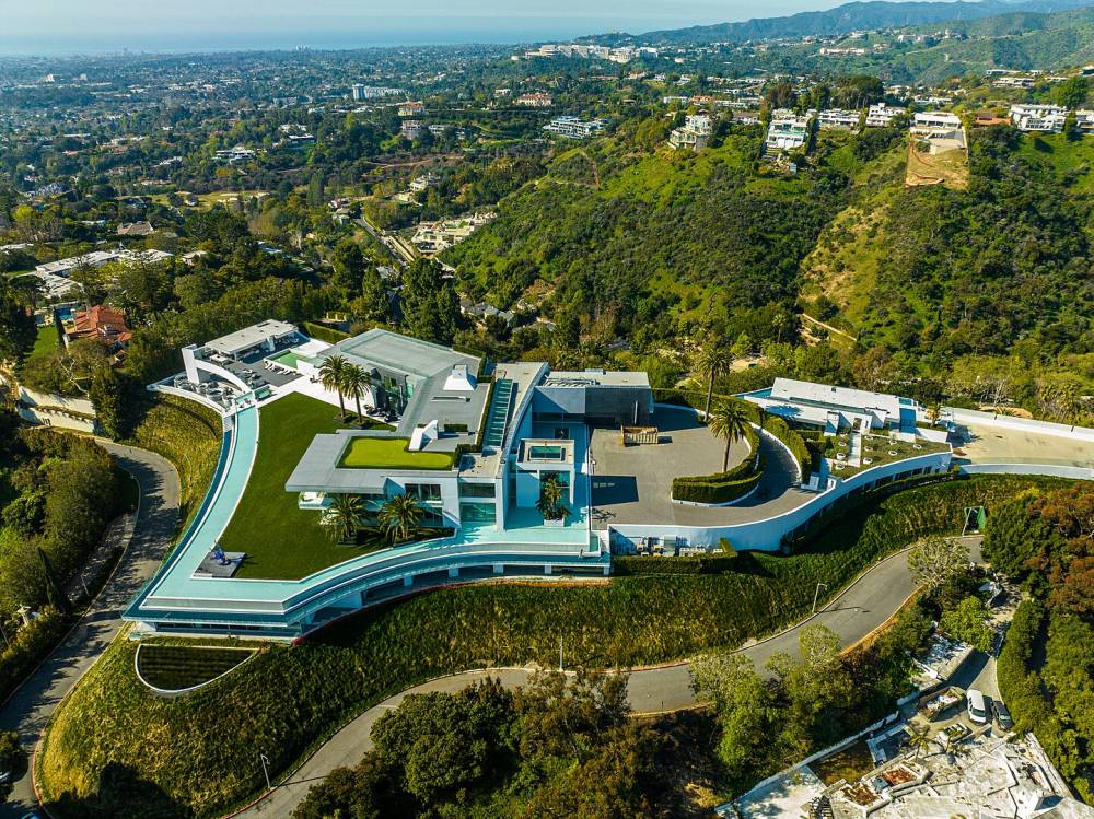 The One Mansion: 5 Million Bel-Air Mansion with Nightclub and 5 Pools The One Mansion: 5 Million Bel-Air Mansion with Nightclub and 5 Pools