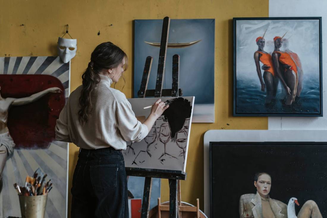 Oil vs. Acrylic vs. Watercolor: Why Collectors Always Pick the Classic Oil vs. Acrylic vs. Watercolor: Why Collectors Always Pick the Classic