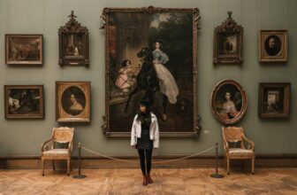 Viewing Room for Old Masters